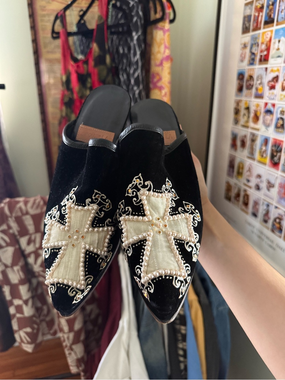 Women's Black Embellished Velvet Mule